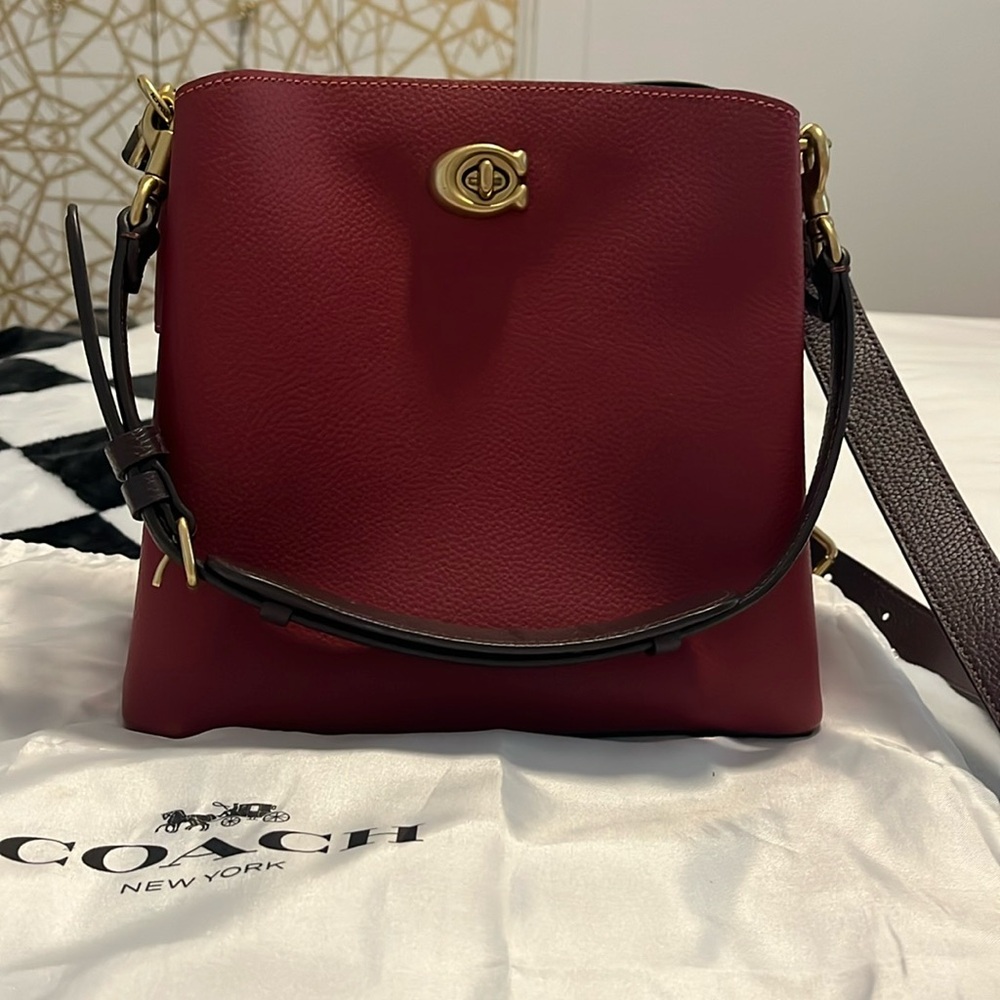 Coach Willow Bucket Bag Red & Brown
